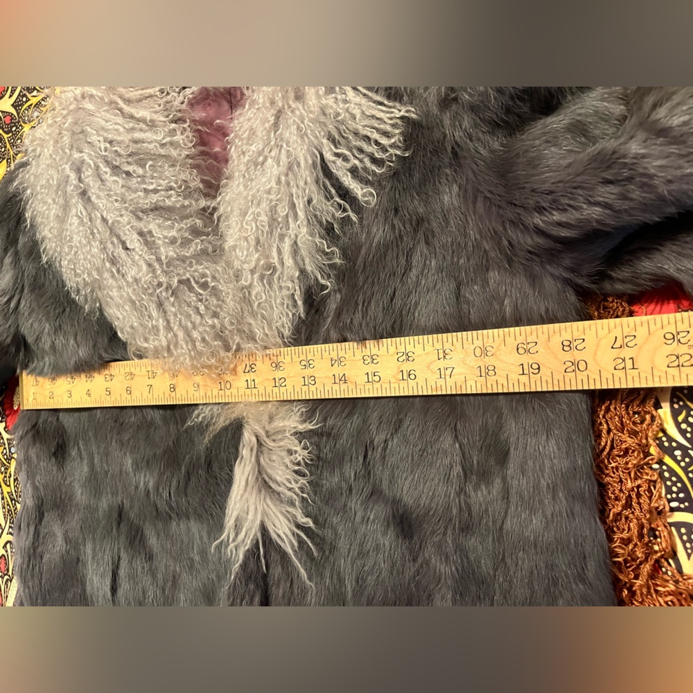 Vintage Exquisite Real Rabbit fur and Sheep Fur Jacket Gray Pockets - Picture 8 of 10